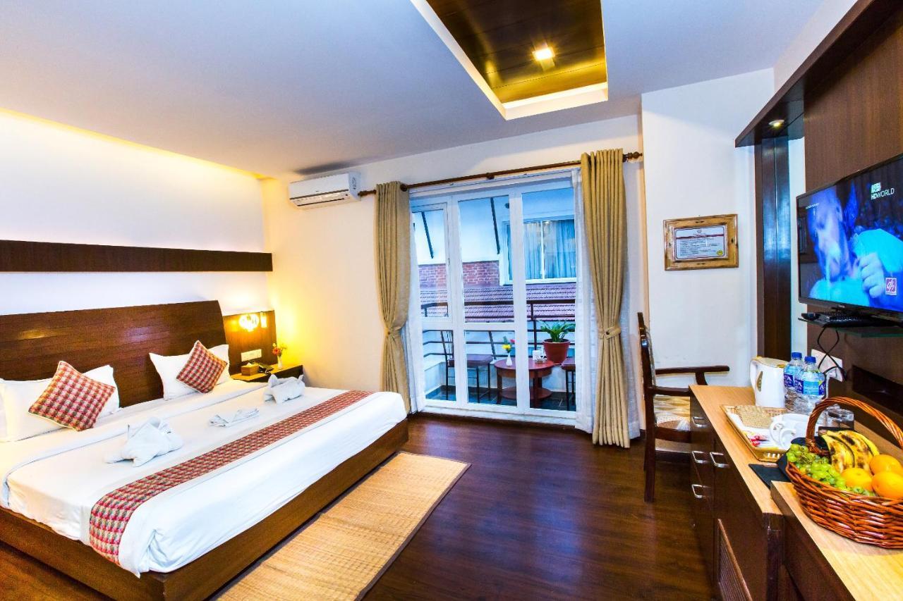 Kathmandu Suite Home Exterior foto